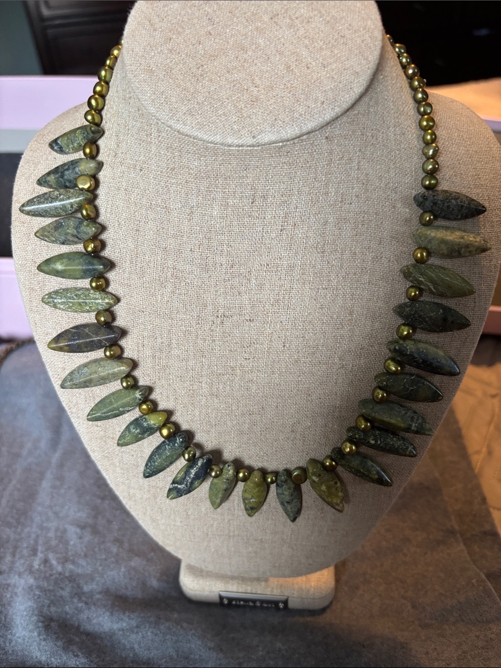 Green Beaded Stone Collar Necklace - Unbranded
